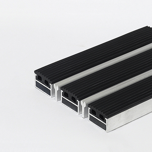 Алюминиевая решетка (17 мм)